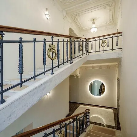 Luxury Gedimino 22 * Vilnius